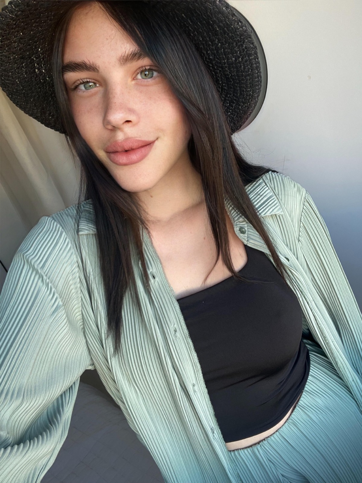 Alina Archive 3